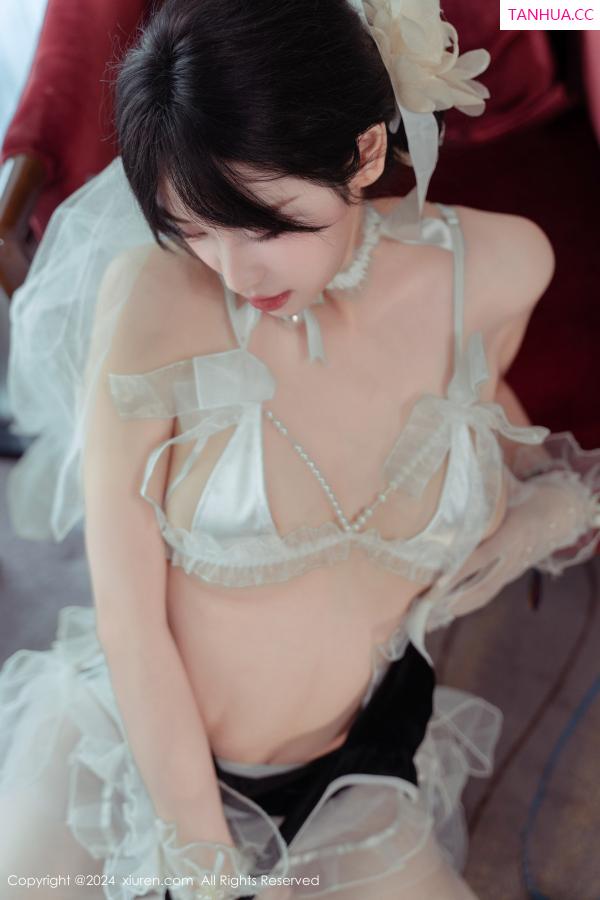   [XiuRen]高清写真图 2024.09.24 No.9197 汐汐爱吃草莓 丝袜美臀第31张图片